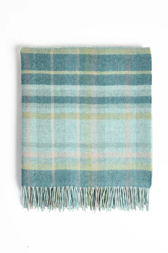 Irish Throws and Purses